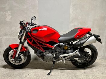 DUCATI MONSTER 696 +