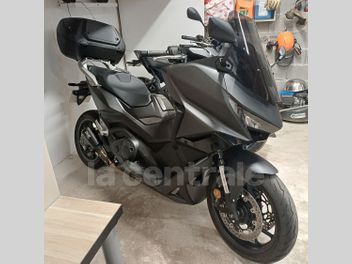 HONDA X-ADV 750