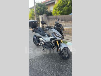 HONDA X-ADV 750