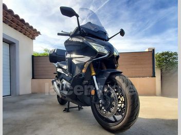 HONDA X-ADV 750
