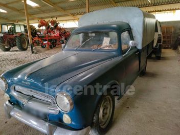 PEUGEOT 403 E