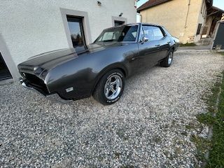 OLDSMOBILE 