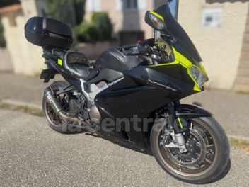 HONDA VFR 800 FI VTEC