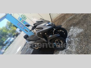 YAMAHA TRICITY 300