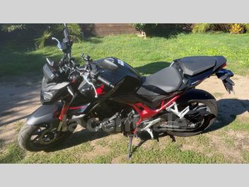 HONDA CB HORNET 750
