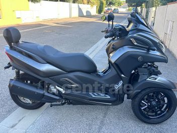 YAMAHA TRICITY 300
