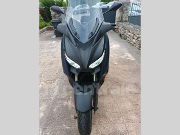 YAMAHA X-MAX 300