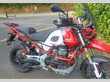 MOTO GUZZI V85 TT 850 TRAVEL