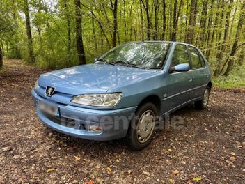 PEUGEOT 