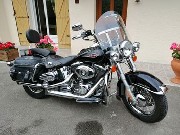 HARLEY DAVIDSON HERITAGE SOFTAIL CLASSIC 1584 NOIR