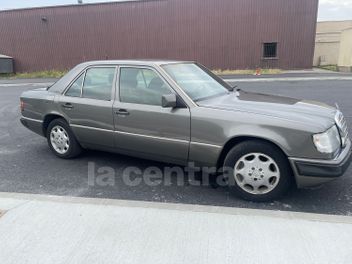 MERCEDES 300 D
