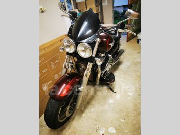 TRIUMPH THUNDERBIRD 1700 STORM