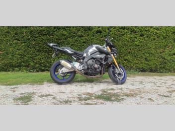 YAMAHA MT-10 1000