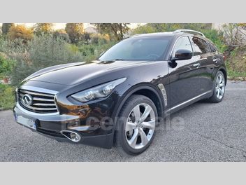 INFINITI 
