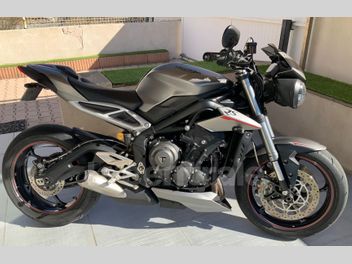 TRIUMPH STREET TRIPLE 765 RS