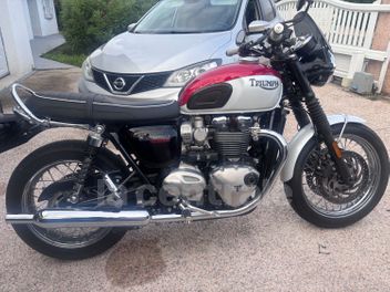 TRIUMPH BOBBER 1200