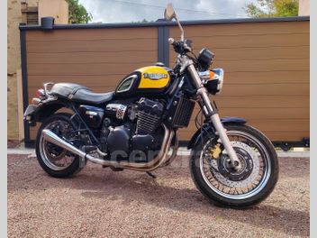 TRIUMPH THUNDERBIRD 900