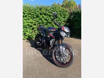TRIUMPH STREET TRIPLE 765 R