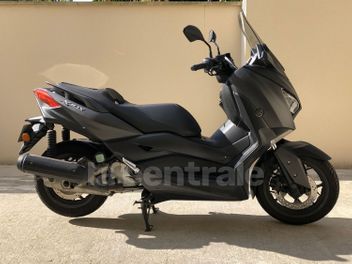 YAMAHA X-MAX 125