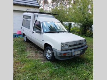 RENAULT 