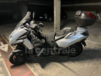 PEUGEOT METROPOLIS 400