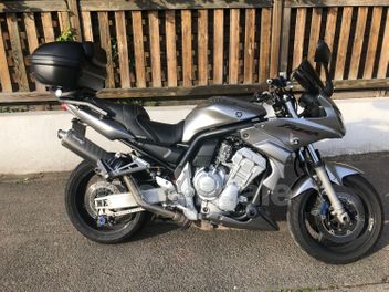 YAMAHA FZS 1000 FAZER