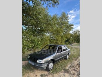 PEUGEOT 