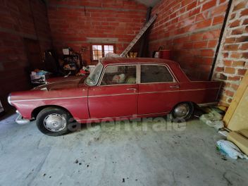 PEUGEOT 404 E