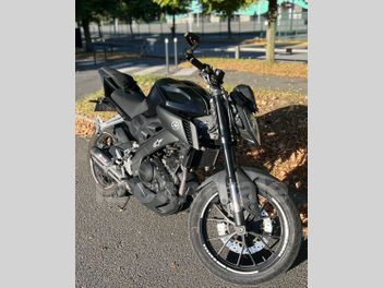 YAMAHA MT-125 125