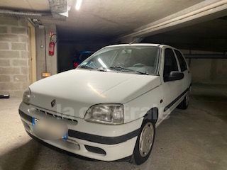 RENAULT 