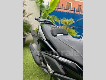 YAMAHA X-MAX 125