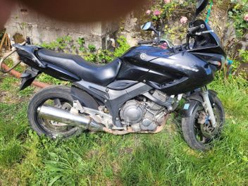 YAMAHA TDM 900