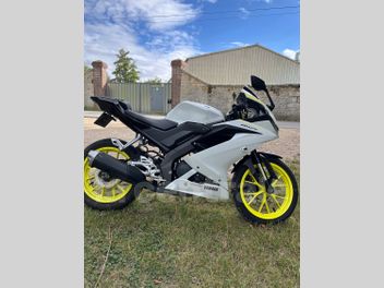 YAMAHA YZF R125 125