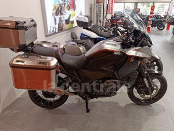 HONDA VFR 1200 F DCT