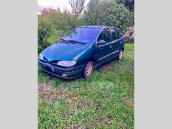 RENAULT 