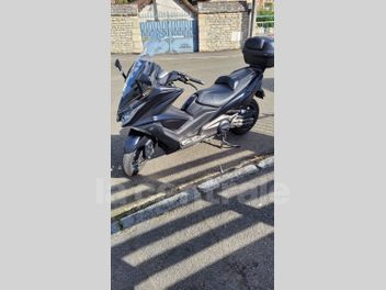 KYMCO AK 550