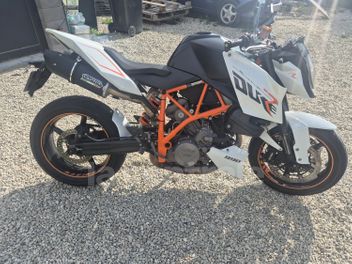 KTM SUPER DUKE 990 R