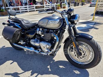 TRIUMPH BOBBER 1200