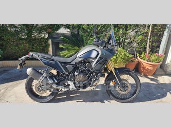 YAMAHA XT 700