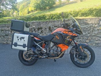 KTM ADVENTURE 1050 DAKAR