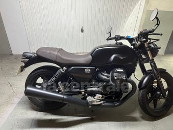 MOTO GUZZI V7 850 STONE