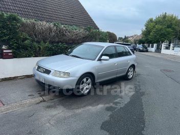 AUDI 