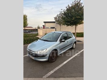 PEUGEOT 