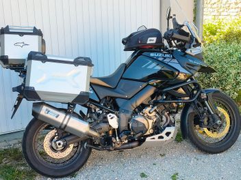 SUZUKI DL V-STROM 1050 XT