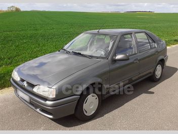 RENAULT R19 (2) 1.9 D RN 5P
