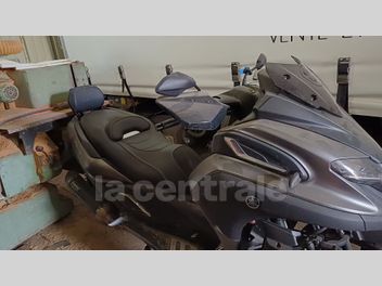 YAMAHA TRICITY 300