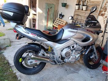YAMAHA TDM 850