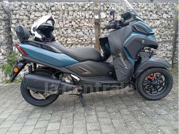 YAMAHA TRICITY 300