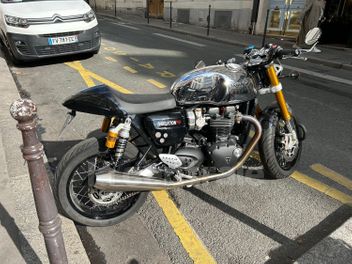 TRIUMPH THRUXTON 1200 R