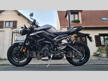 TRIUMPH STREET TRIPLE 765 R